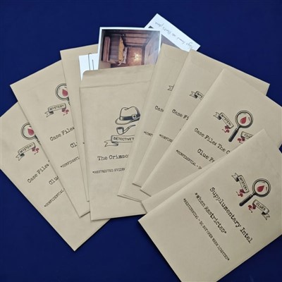 מעטפות כרטיסי רמז וחבילות עזר לפאזל